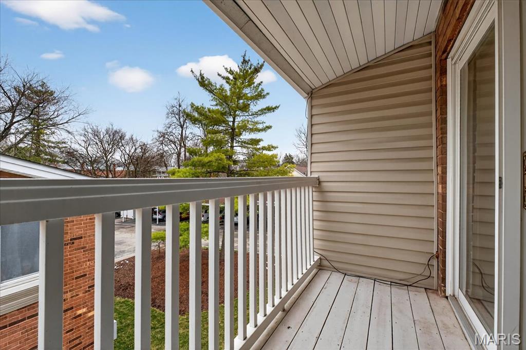 Geyer Place Condo - Residential