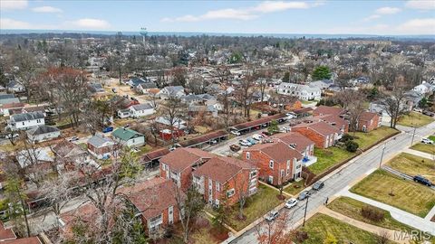 Tiny photo for 522 Nirk Avenue #I, Kirkwood, MO 63122 (MLS # 26004553)