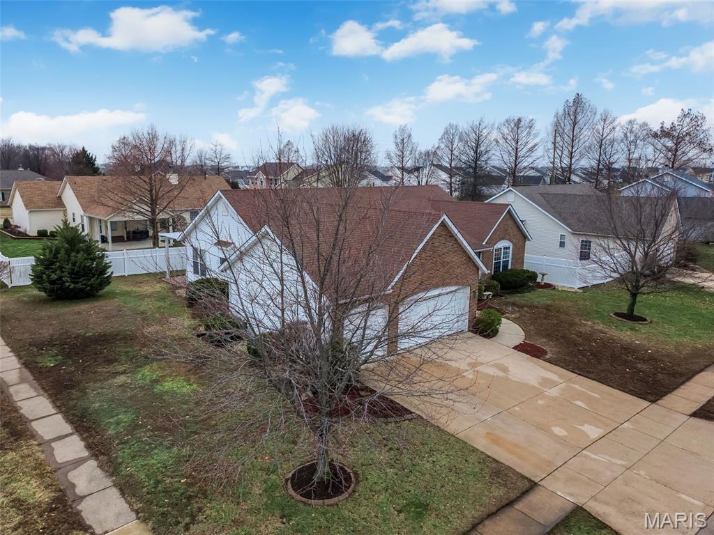 Stable Ridge Manor - Residential