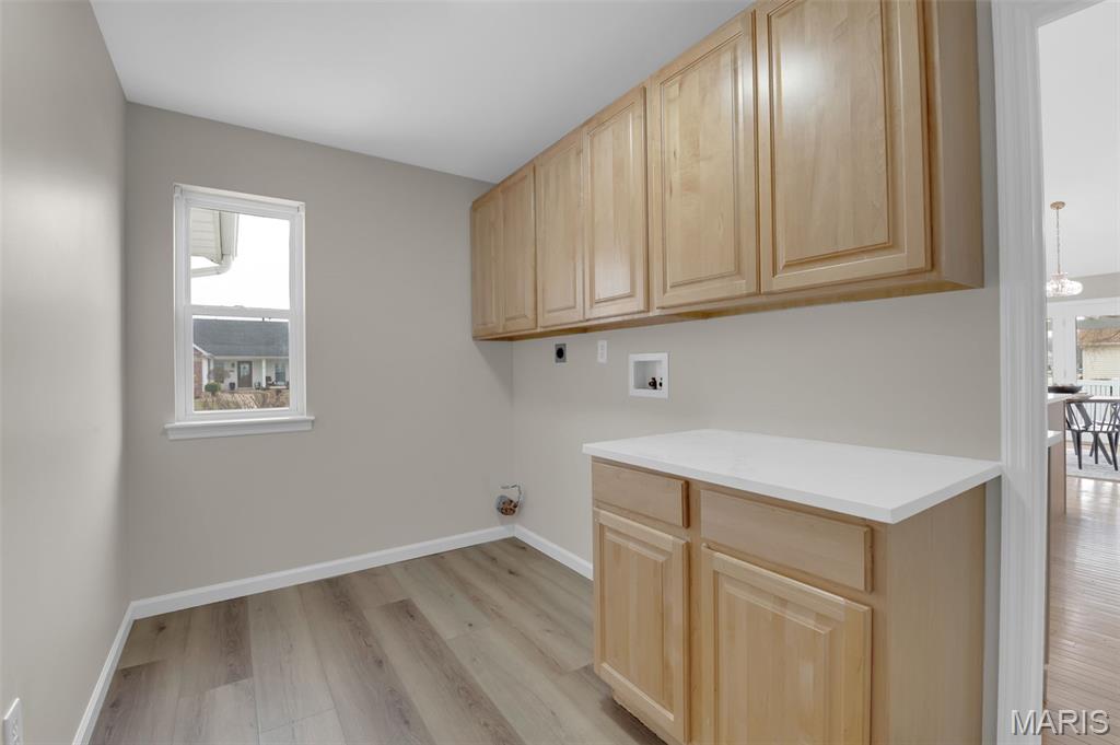 Stable Ridge Manor - Residential