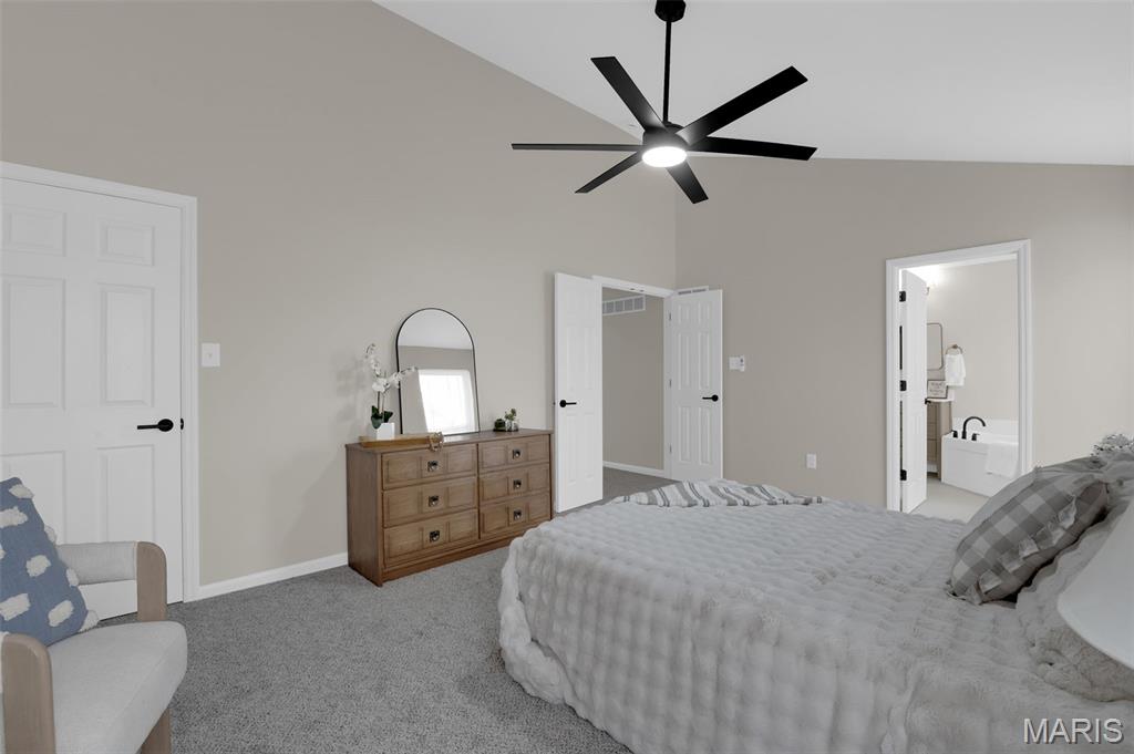 Stable Ridge Manor - Residential