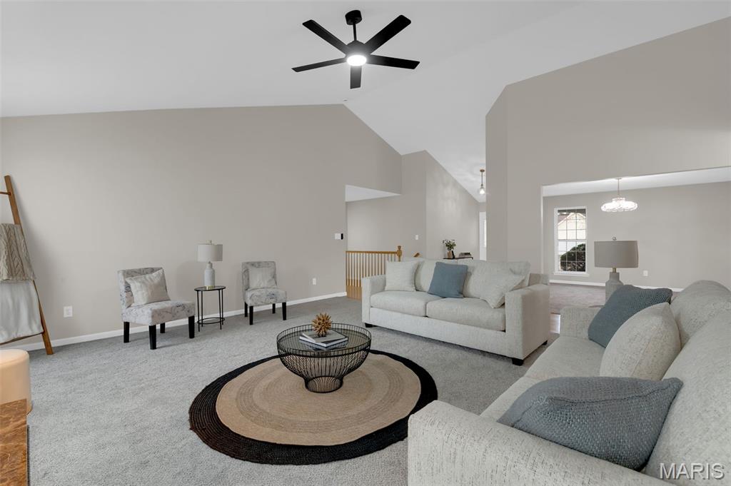 Stable Ridge Manor - Residential