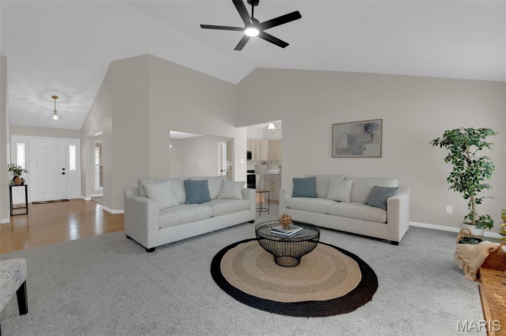 Stable Ridge Manor - Residential