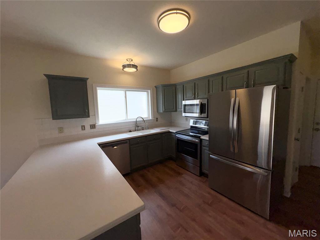 Turnberry Place II - Residential