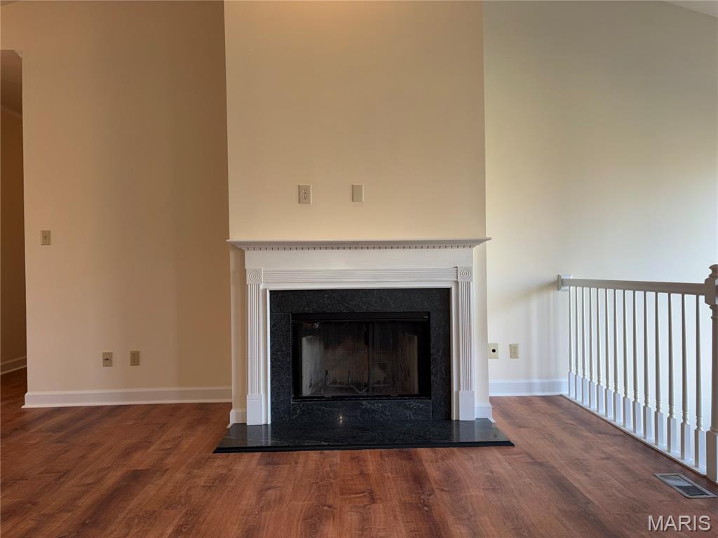 Turnberry Place II - Residential