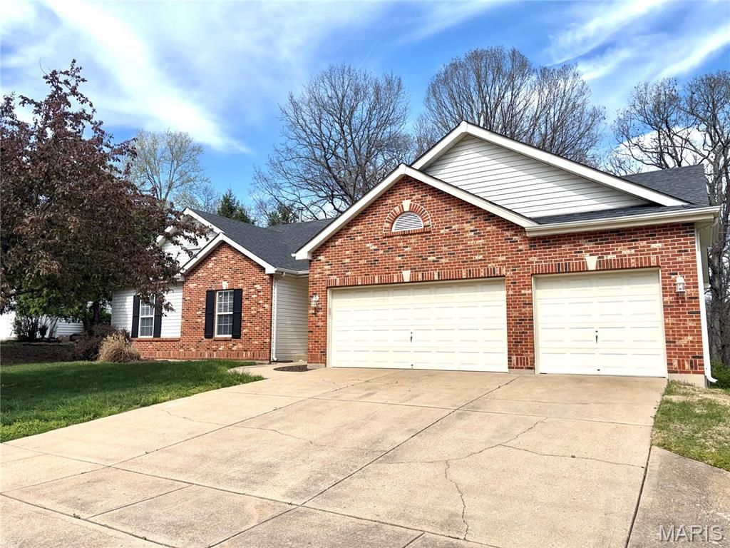 Photo of 352 Strecker Road, Wildwood, MO 63011 (MLS # 26020134)