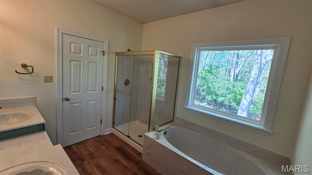 Turnberry Place II - Residential