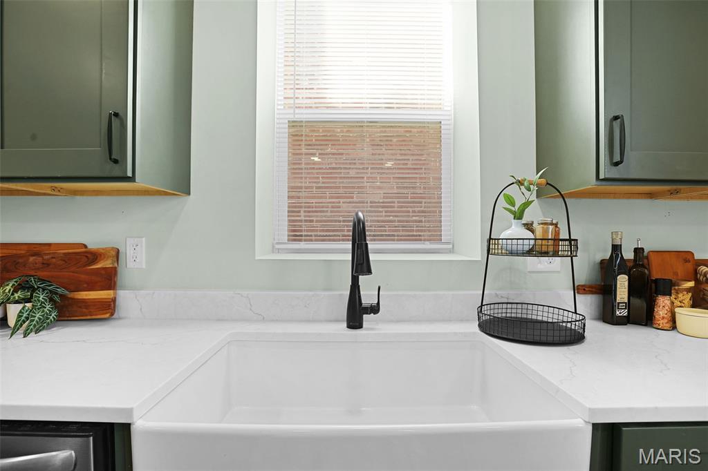 Holly Hills / Dutchtown - Residential