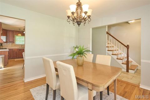 Tiny photo for 449 Wildwood Parkway, Ballwin, MO 63011 (MLS # 25067106)
