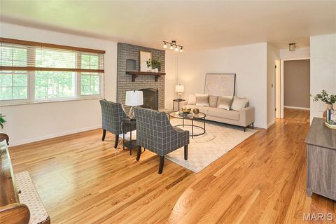 Tiny photo for 449 Wildwood Parkway, Ballwin, MO 63011 (MLS # 25067106)
