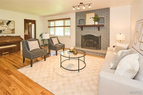 Tiny photo for 449 Wildwood Parkway, Ballwin, MO 63011 (MLS # 25067106)