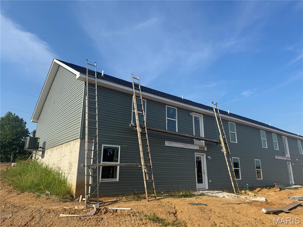 282 Railroad Street