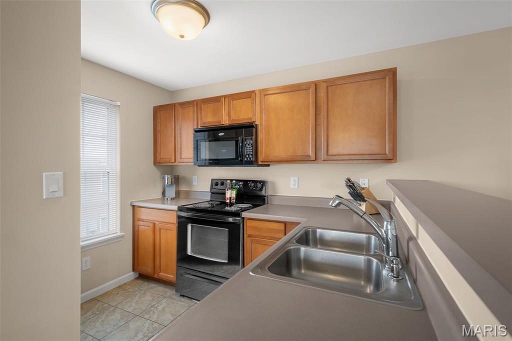 Springhurst Terrace #9 - Residential