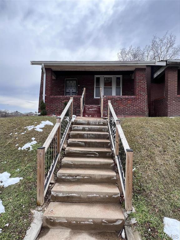 St Louis, Missouri 63120, United States, 2 Bedrooms Bedrooms, ,1 BathroomBathrooms,Residential,Active,91182