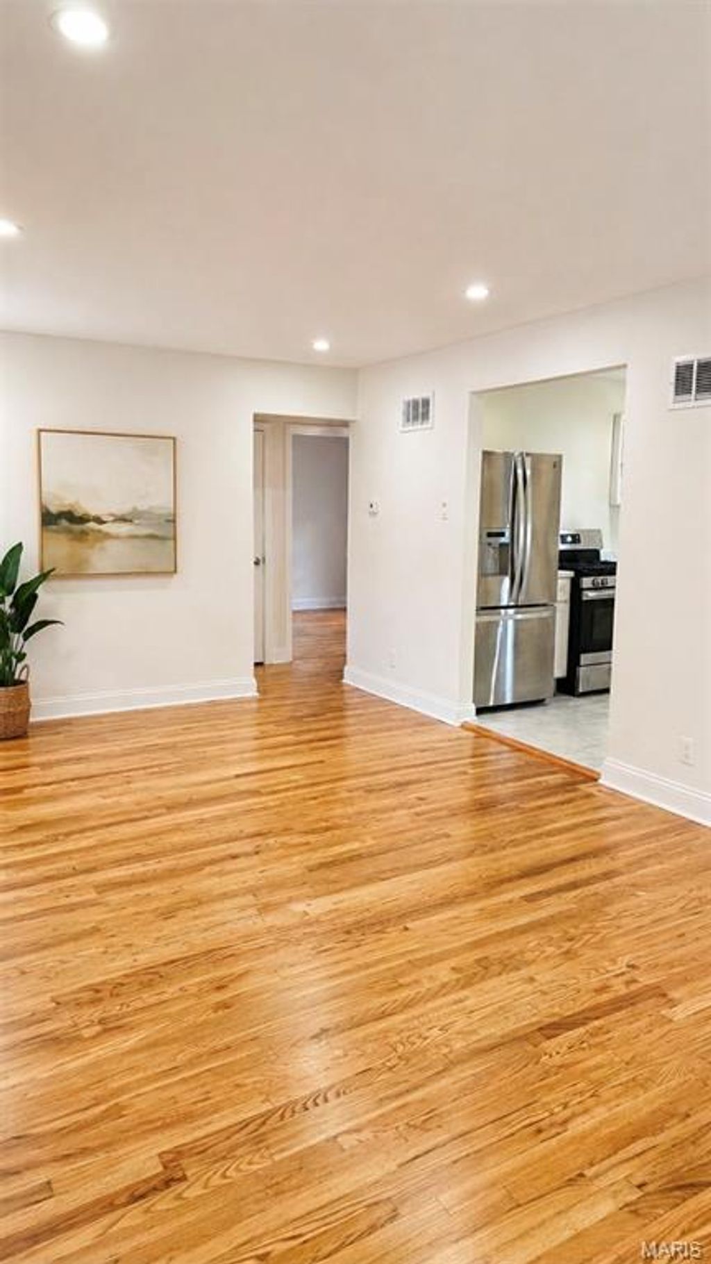 Photo of 6613 Kahns, Northwoods, MO 63121 (MLS # 26026271)