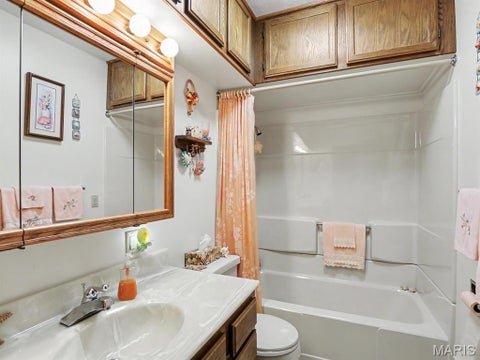 Tiny photo for 1015 Easy Street, Palmyra, MO 63461 (MLS # 26058466)