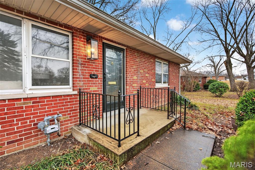 843 Reavis Barracks Road