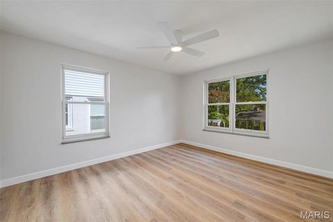 Tiny photo for 946 Abbeville Drive, St Louis, MO 63130 (MLS # 25070286)