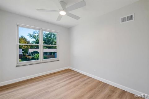 Tiny photo for 946 Abbeville Drive, St Louis, MO 63130 (MLS # 25070286)
