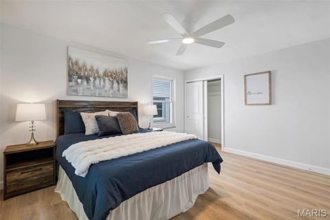 Tiny photo for 946 Abbeville Drive, St Louis, MO 63130 (MLS # 25070286)