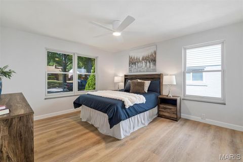Tiny photo for 946 Abbeville Drive, St Louis, MO 63130 (MLS # 25070286)