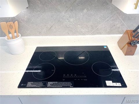 Tiny photo for 539 Coeur De Royale Drive #105, Creve Coeur, MO 63141 (MLS # 25070402)