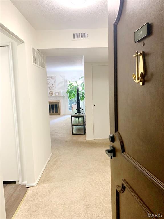 539 Coeur De Royale Drive 105