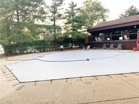 Tiny photo for 539 Coeur De Royale Drive #105, Creve Coeur, MO 63141 (MLS # 25070402)