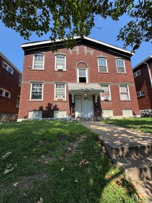 5211 LOUISIANA AVE, SAINT LOUIS, MO 63111 - Image 36b9b49d2ba22ac42f4c7a4900e299fe/1890171912