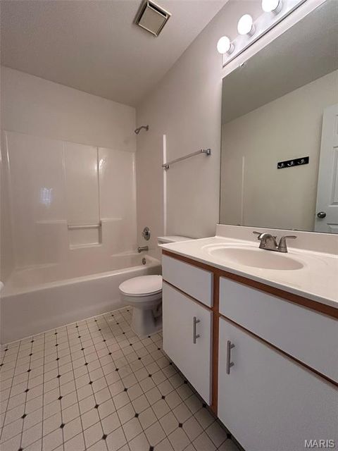 Tiny photo for 524 Elm Crossing Court, Ballwin, MO 63021 (MLS # 26011287)