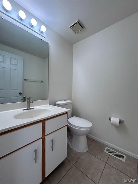 Tiny photo for 524 Elm Crossing Court, Ballwin, MO 63021 (MLS # 26011287)