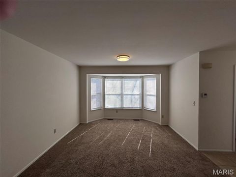 Tiny photo for 524 Elm Crossing Court, Ballwin, MO 63021 (MLS # 26011287)