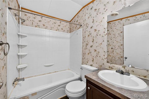 Tiny photo for 1203 Highway J, Troy, MO 63379 (MLS # 26046405)
