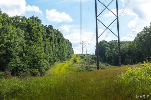 Tiny photo for 17197 Maries Road 318, Vienna, MO 65582 (MLS # 26037202)
