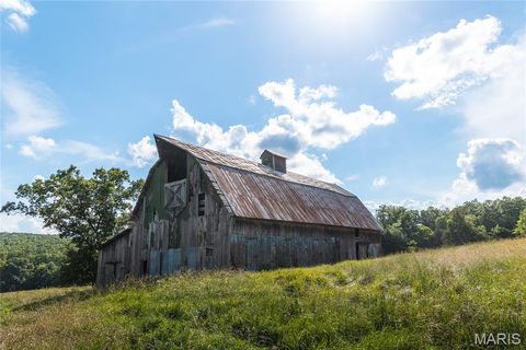 Tiny photo for 17197 Maries Road 318, Vienna, MO 65582 (MLS # 26037202)
