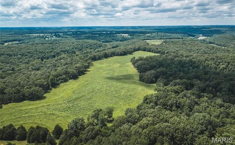Tiny photo for 17197 Maries Road 318, Vienna, MO 65582 (MLS # 26037202)