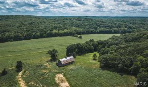Tiny photo for 17197 Maries Road 318, Vienna, MO 65582 (MLS # 26037202)