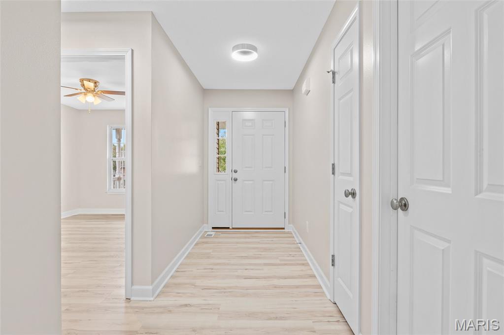 1121 Carraway Court