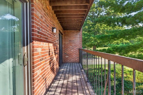 Tiny photo for 585 Coeur De Royale Drive #201, Creve Coeur, MO 63141 (MLS # 26053869)