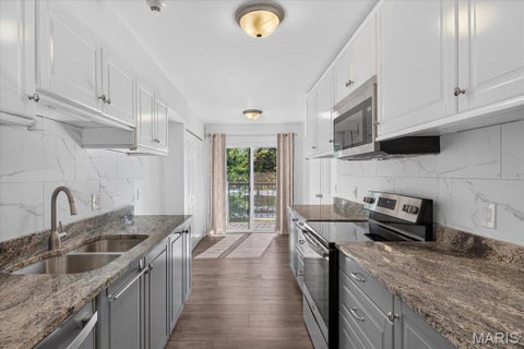 Tiny photo for 585 Coeur De Royale Drive #201, Creve Coeur, MO 63141 (MLS # 26053869)