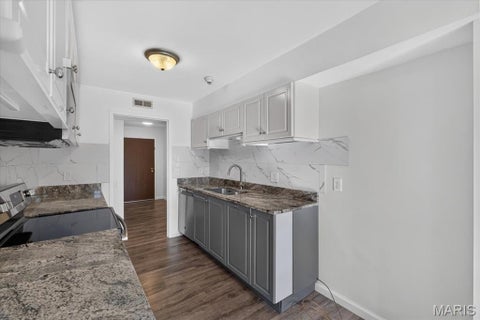 Tiny photo for 585 Coeur De Royale Drive #201, Creve Coeur, MO 63141 (MLS # 26053869)