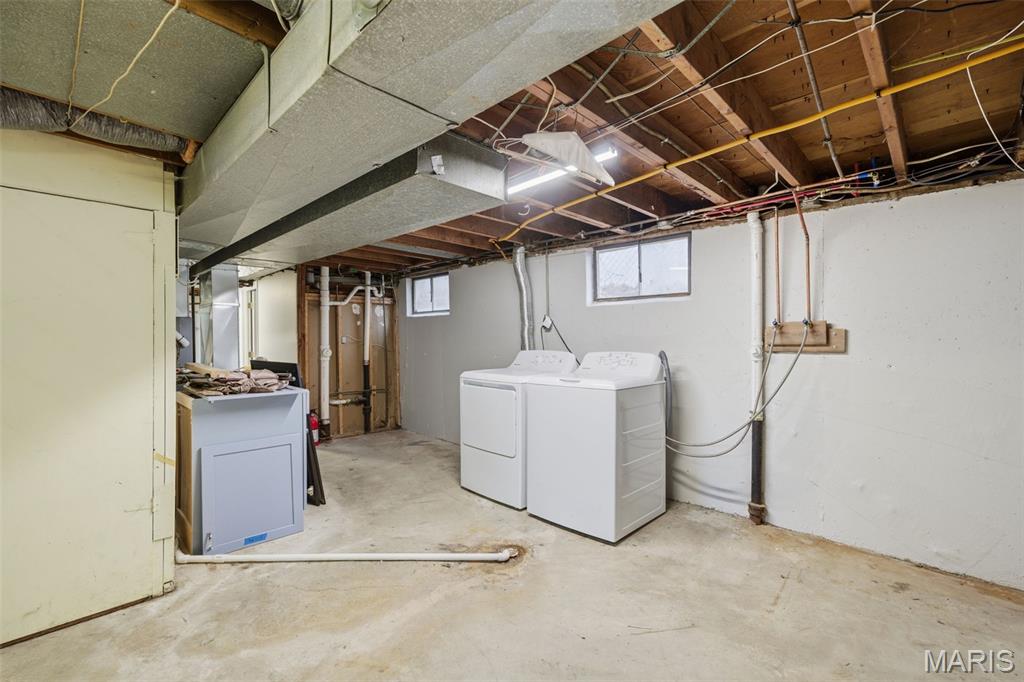 Childress Lloyd Add - Residential