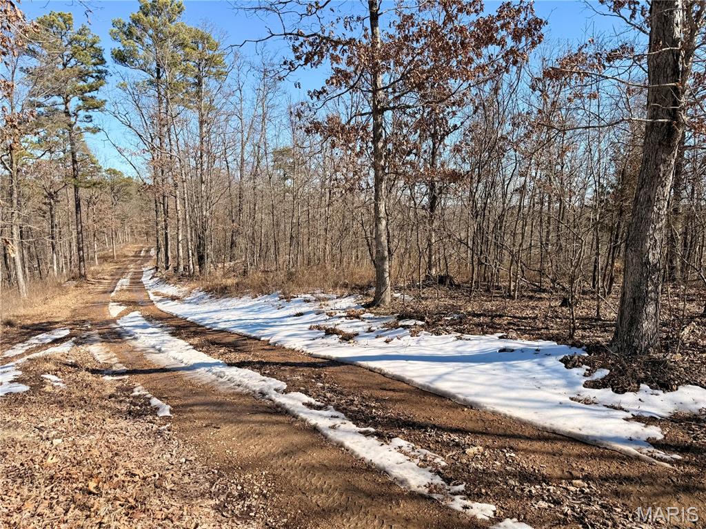 cherokee pass - Land