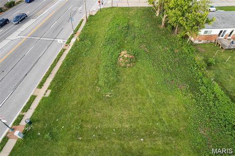 39 Tamma Lane Hazelwood MO 63042