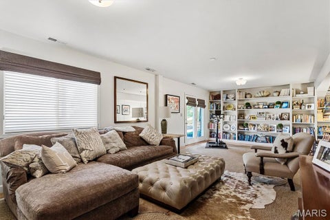 Tiny photo for 1024 N Spoede Road, Creve Coeur, MO 63146 (MLS # 26067288)