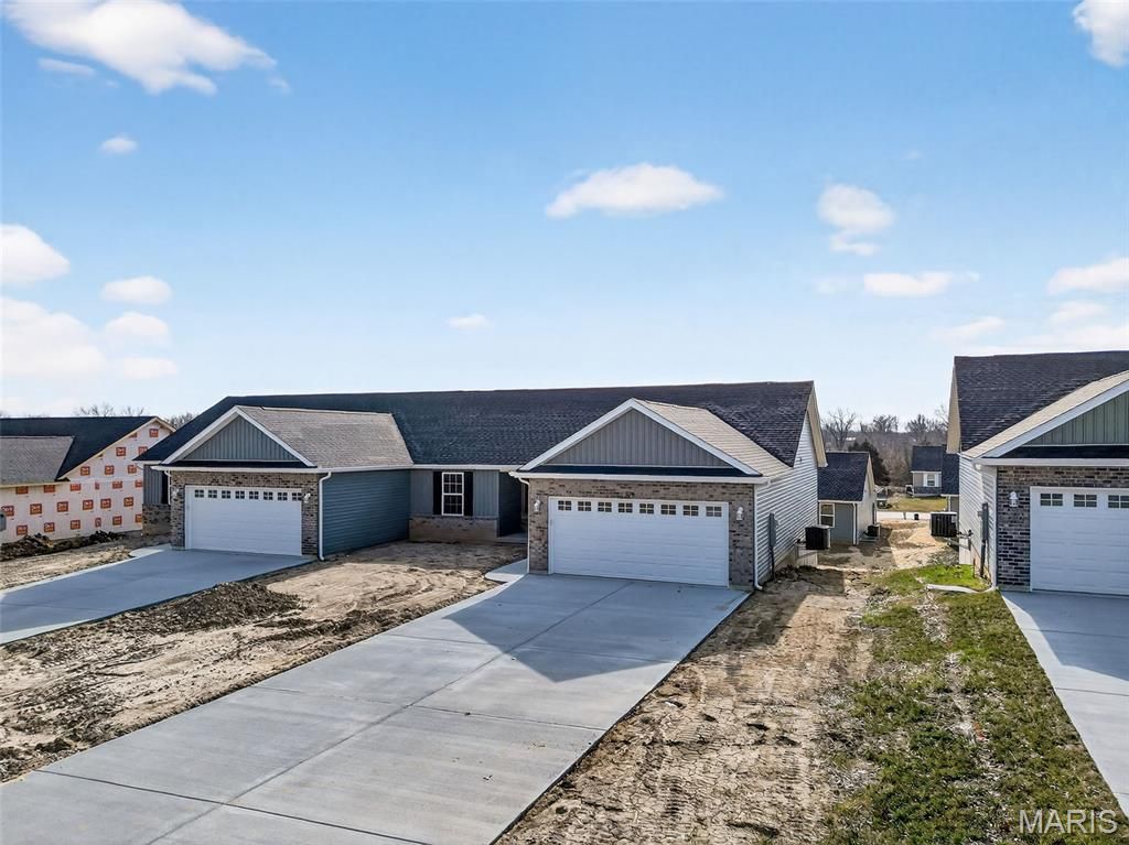 Photo of 278 Railroad, Moscow Mills, MO 63362 (MLS # 26003831)