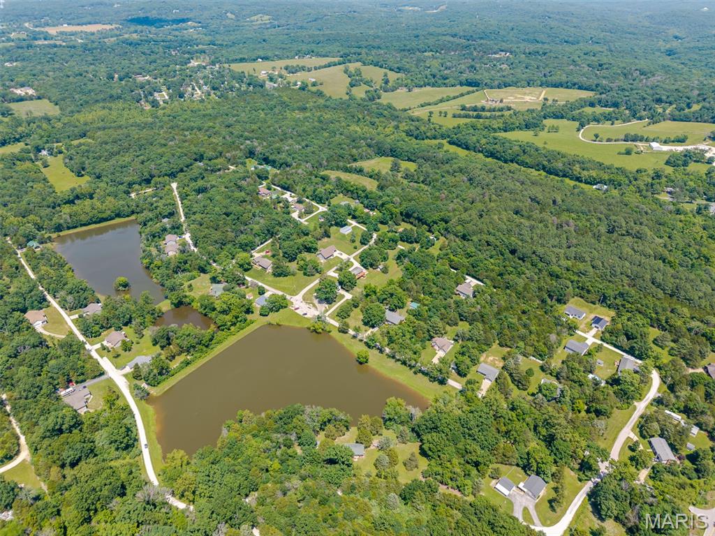 360 Lakeview Drive