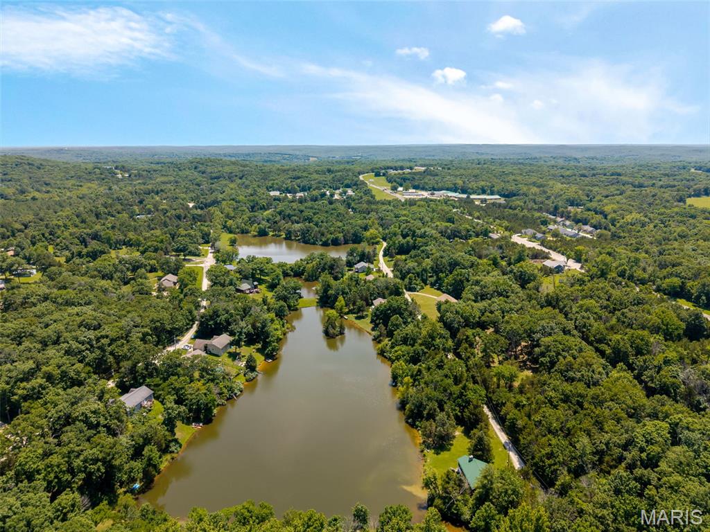 360 Lakeview Drive