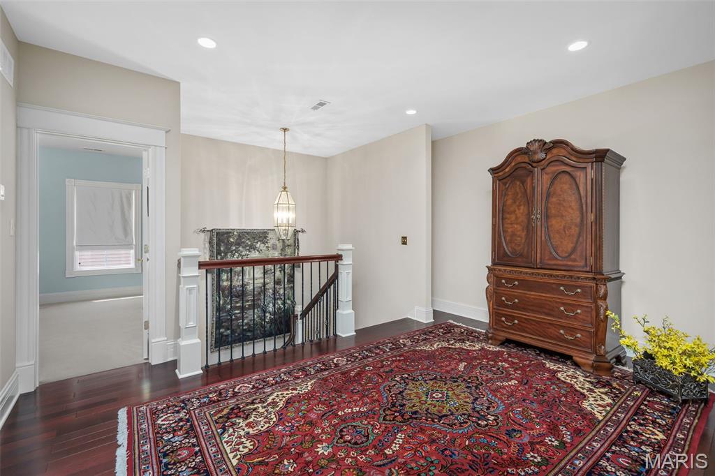 Manchester Forest 2 - Residential