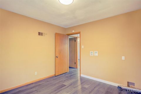 Tiny photo for 7647 Genesta Street, St Louis, MO 63123 (MLS # 26000059)